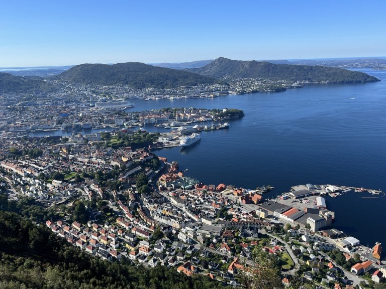 25 Lugares imperdibles que ver en Bergen, Noruega