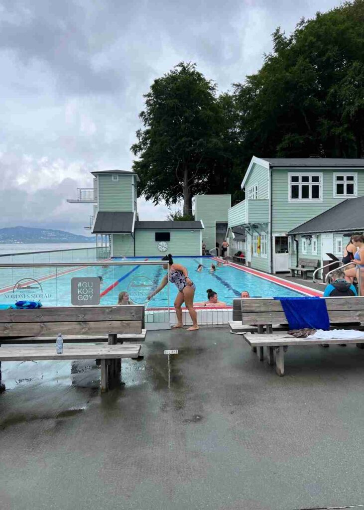 La piscina del sauna de Bergen