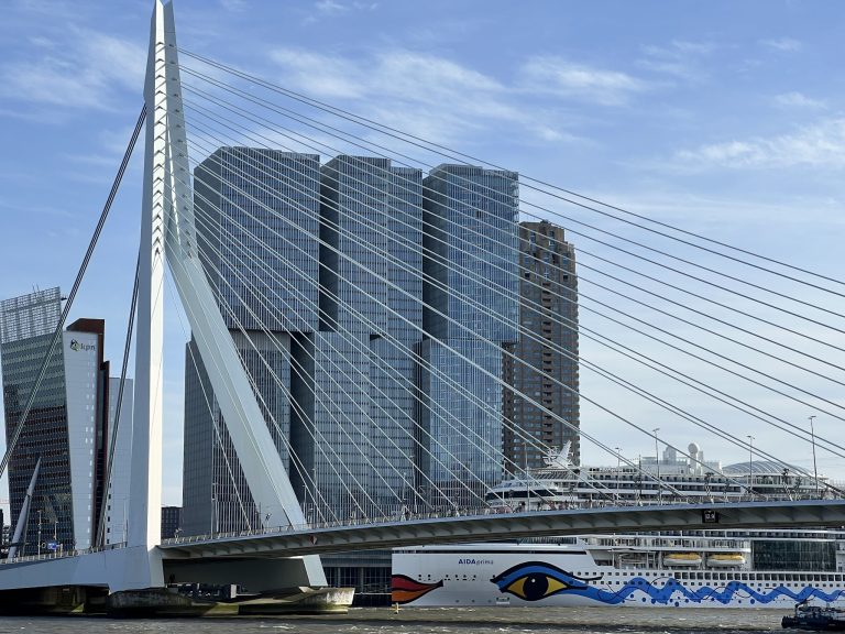 puente erasmus bridge rotterdam