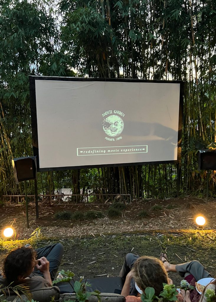 Movie garden, uno de los mejores lugares que ver en Pokhara