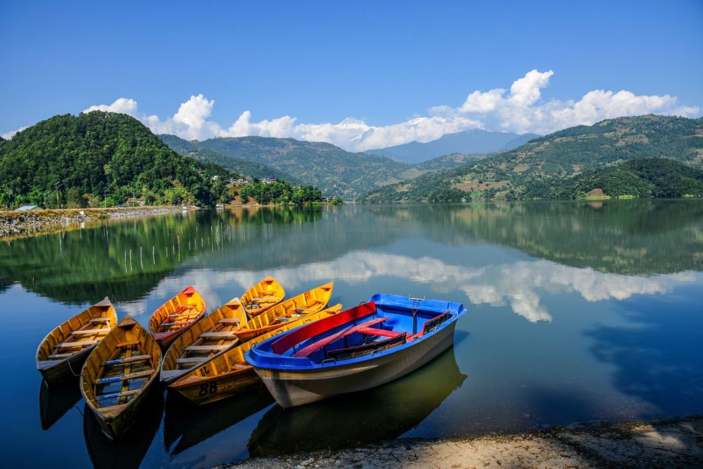 El lago Begnas, un imperdible que ver cerca de pokhara.