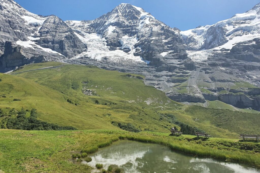 que hacer en grindelwald el pueblo más bonito de suiza