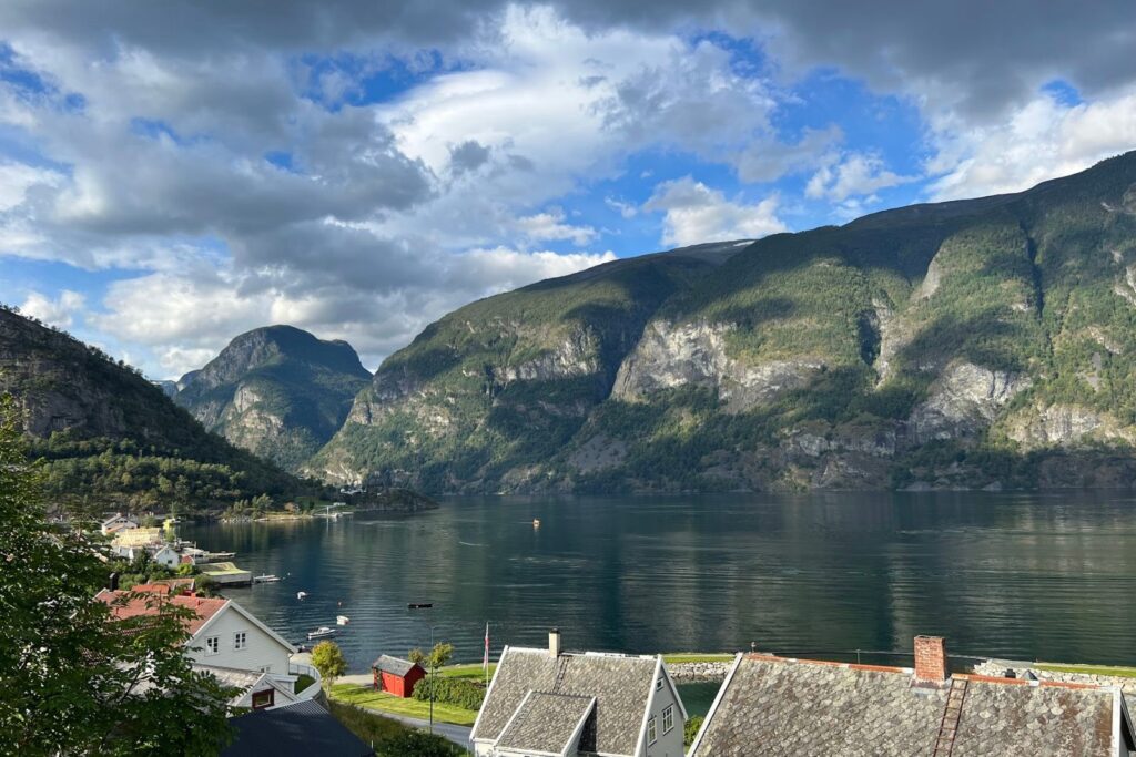 Aurland, un pueblo que visitar desde Flam