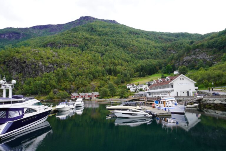 9 Lugares imperdibles que ver en Flam, Noruega