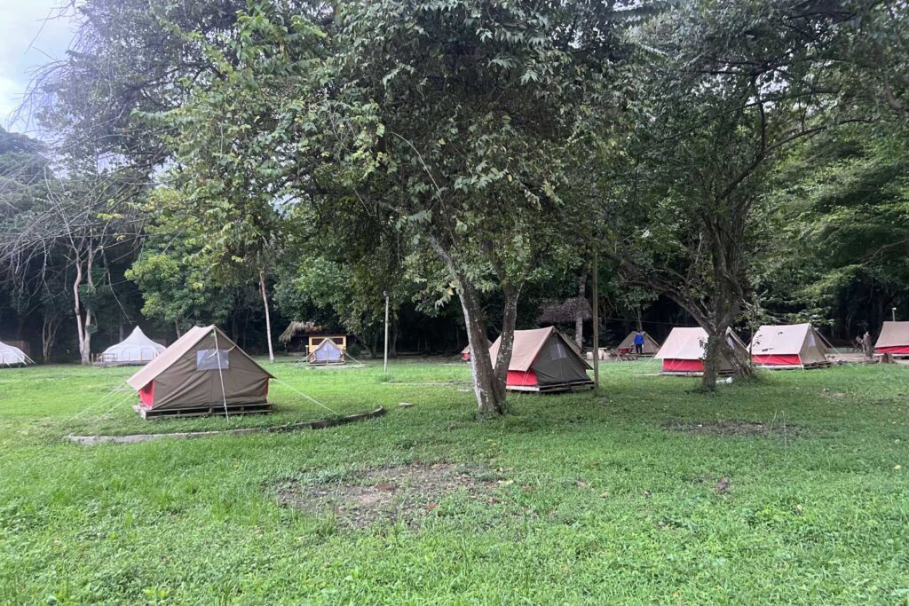 las carpas del mejor camping para acampar en el tayrona