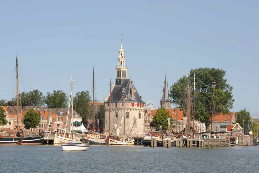 Hoorn es un pueblo muy bonito cerca de amsterdam que hay que visitar en paises bajos
