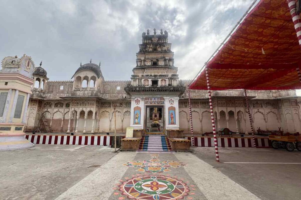 el templo kangri, una de los lugares que ver en Pushkar