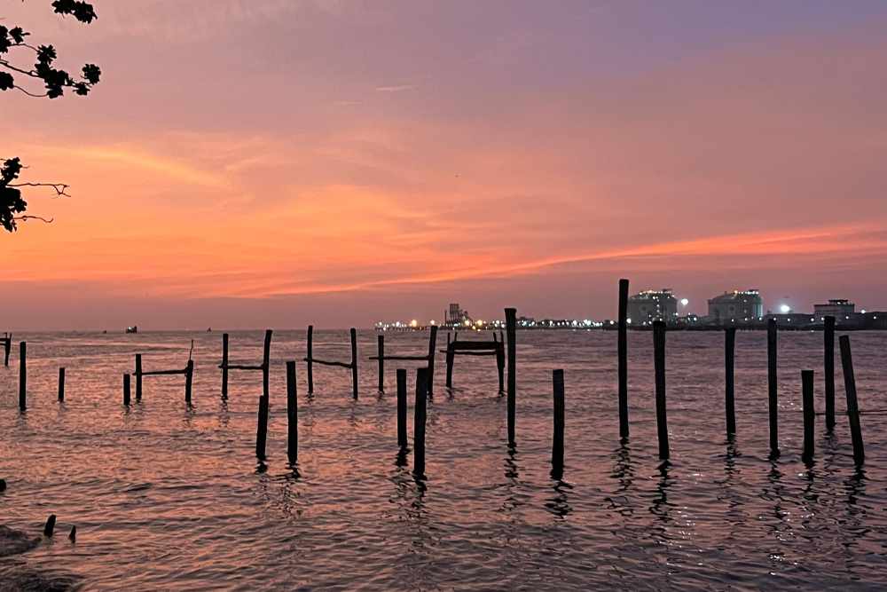 El atardecer en la playa de Fort Kochi, un imprescindible que ver en Kochi