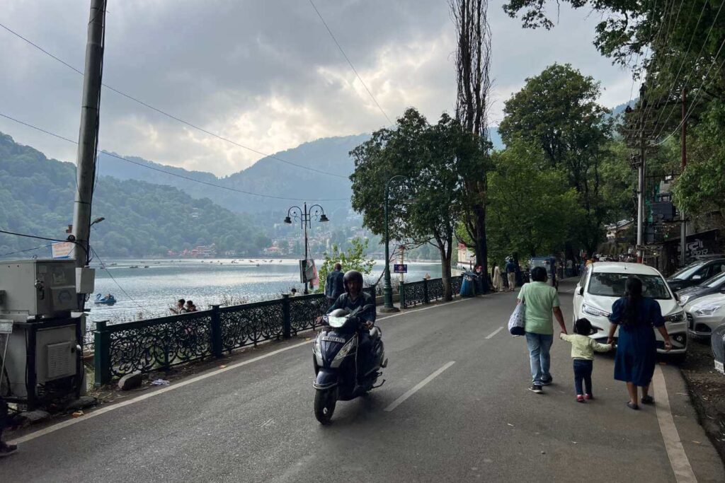 Mall Road en Nainital