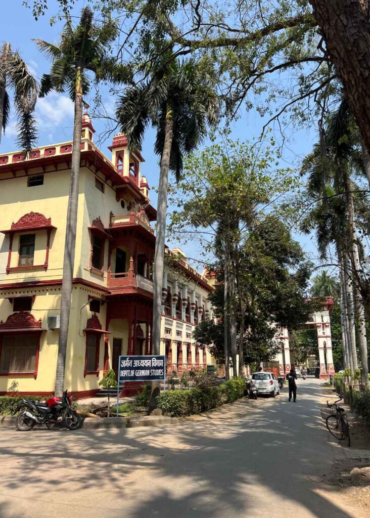 Universidad de varanasi