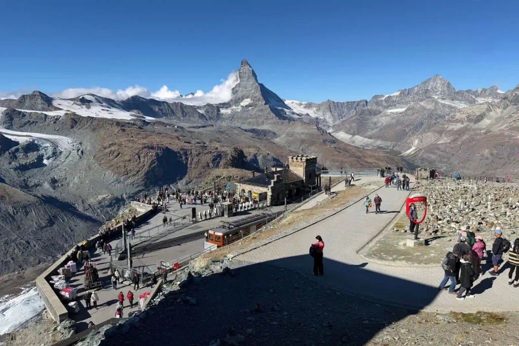 Foto desde una de las plataformas del Gornergrat, con el Matterhorn (o monte Cervino) en frente.